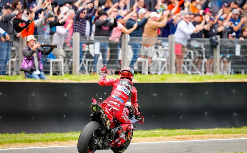 Why MotoGP Phillip Island Is Better in a Motorhome